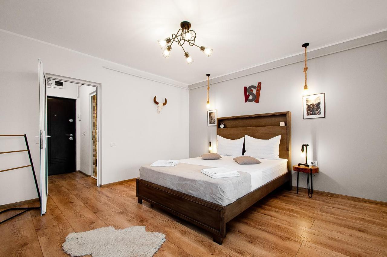 Galaţi Wood&Steel Apartment מראה חיצוני תמונה