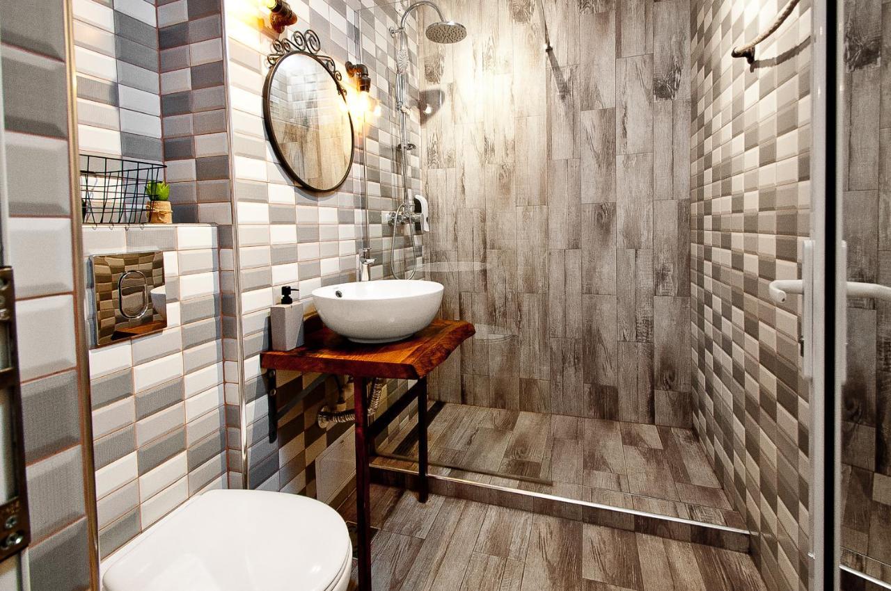 Galaţi Wood&Steel Apartment מראה חיצוני תמונה