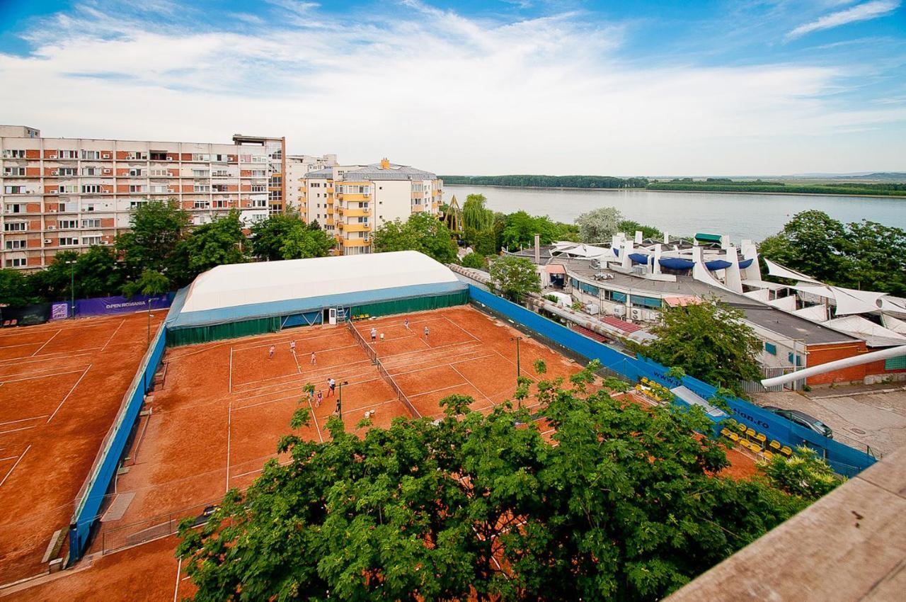 Galaţi Wood&Steel Apartment מראה חיצוני תמונה
