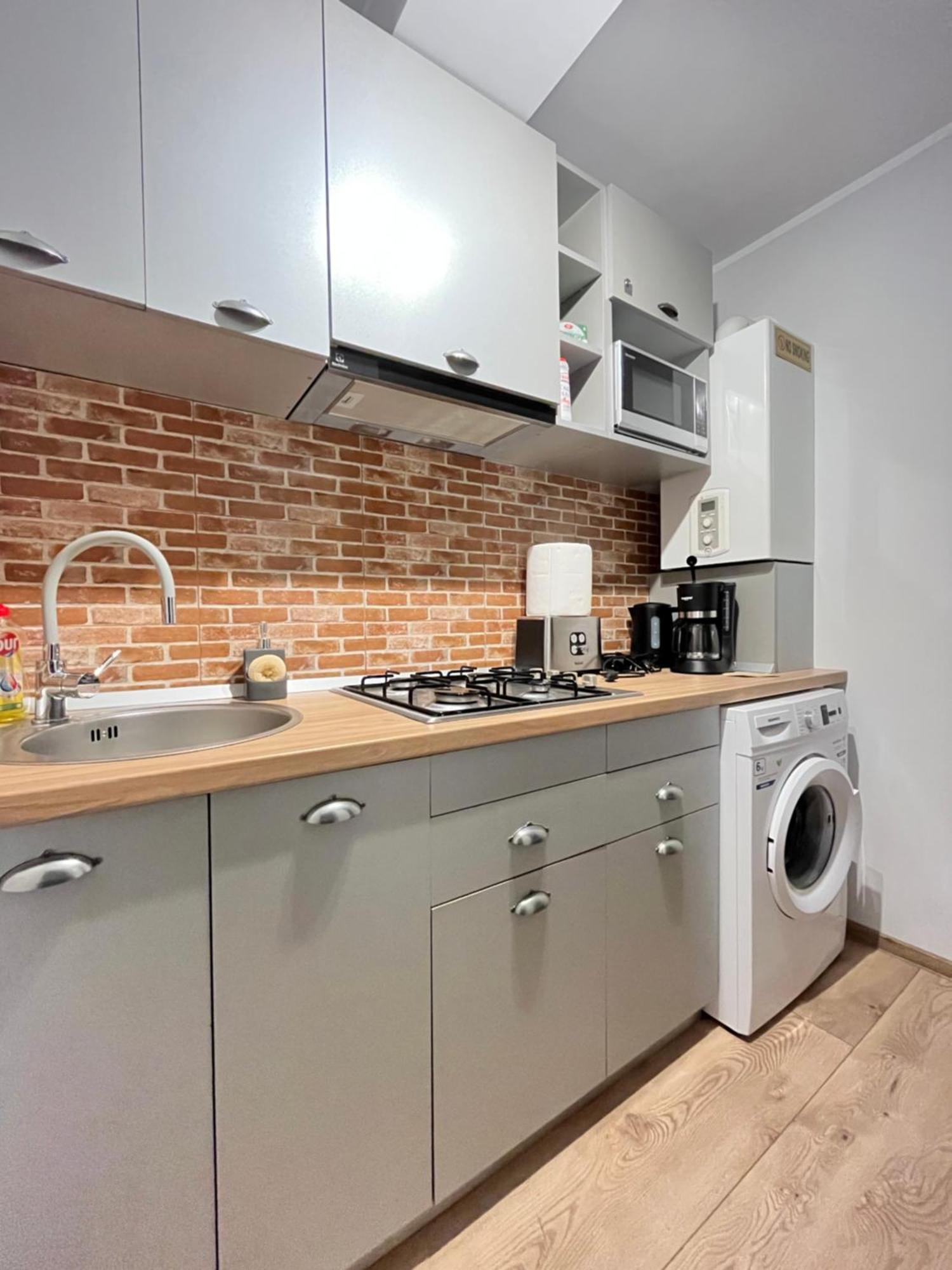 Galaţi Wood&Steel Apartment מראה חיצוני תמונה